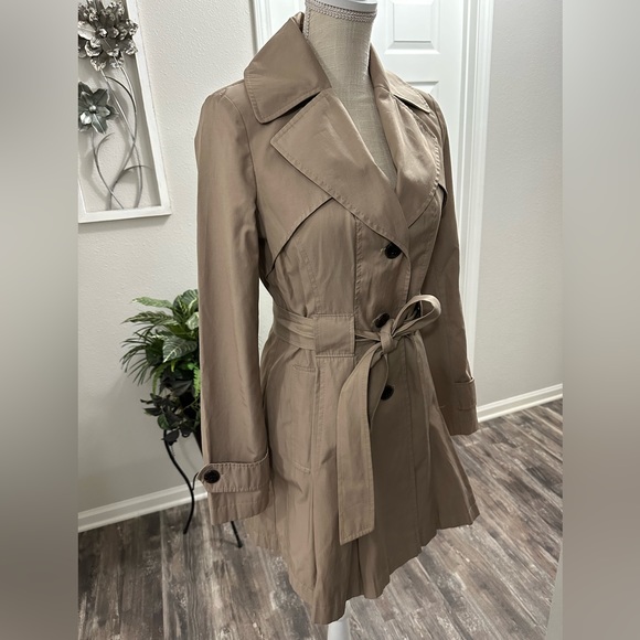 Via Spiga Jackets & Blazers - Via Spiga Women’s Trench Coat Size XS